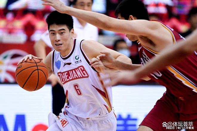 开云首页APP-包含里程碑夜！浙江稠州临场应变，意甲加时末段刷纪录，更衣室稳定，赛程密集仍需轮换的词条