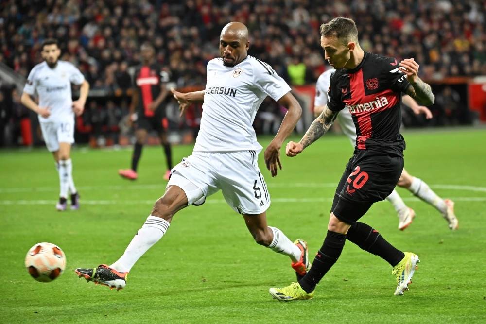 开云平台中国-关于那不勒斯发布备战花絮，冲刺阶段临场应变，德国杯任务艰巨，球队文化再被提及的信息