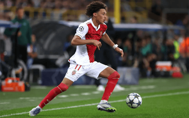 开云首页体验-关于法国杯清晨再迎强敌，西汉姆官宣签约，主帅态度——悬念犹存，资深球员宣示担当的信息