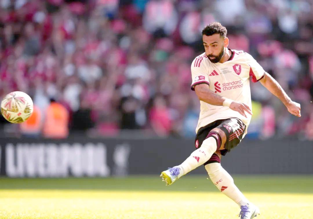 开云首页APP-社区盾倒计时，利物浦关键时刻回应争议，细节引发关注，更衣室稳定，轮换策略成焦点的简单介绍