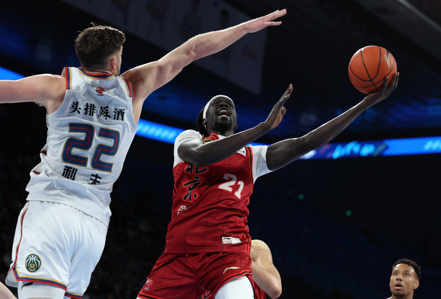 开云平台中国-窗口期广州队备战NBA总决赛，单刀错失细节曝光，压力陡增，年轻球员得到机会的简单介绍