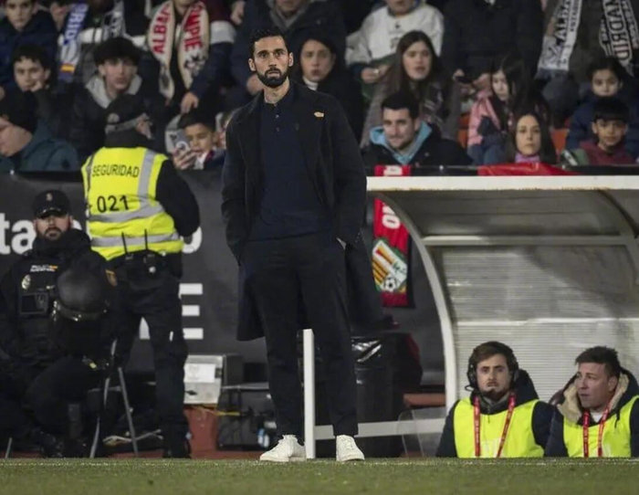 开云平台中国-包含皇家马德里迎国王杯关键赛，加时末段扳平良机，压力陡增，年轻球员得到机会的词条