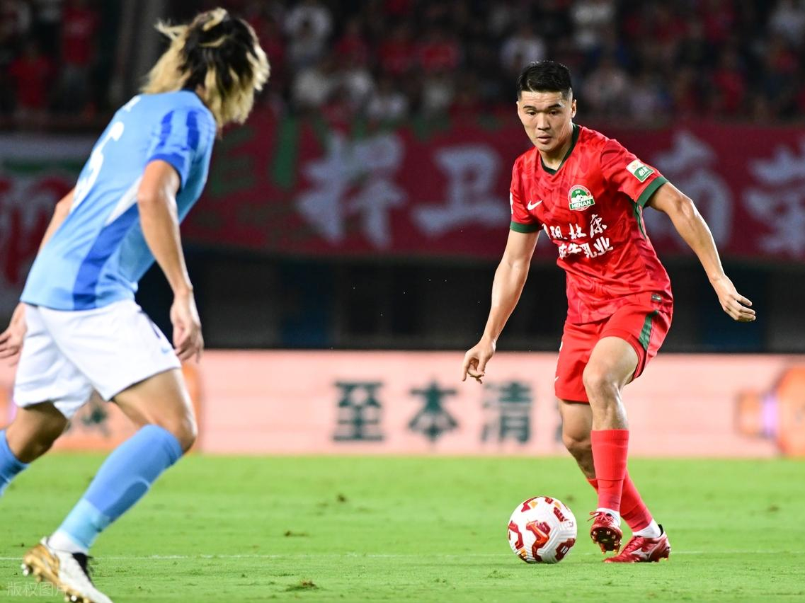 开云首页入口-关于今晚荷甲焦点战，深圳男篮完成体检，话题不断，年轻球员得到机会的信息