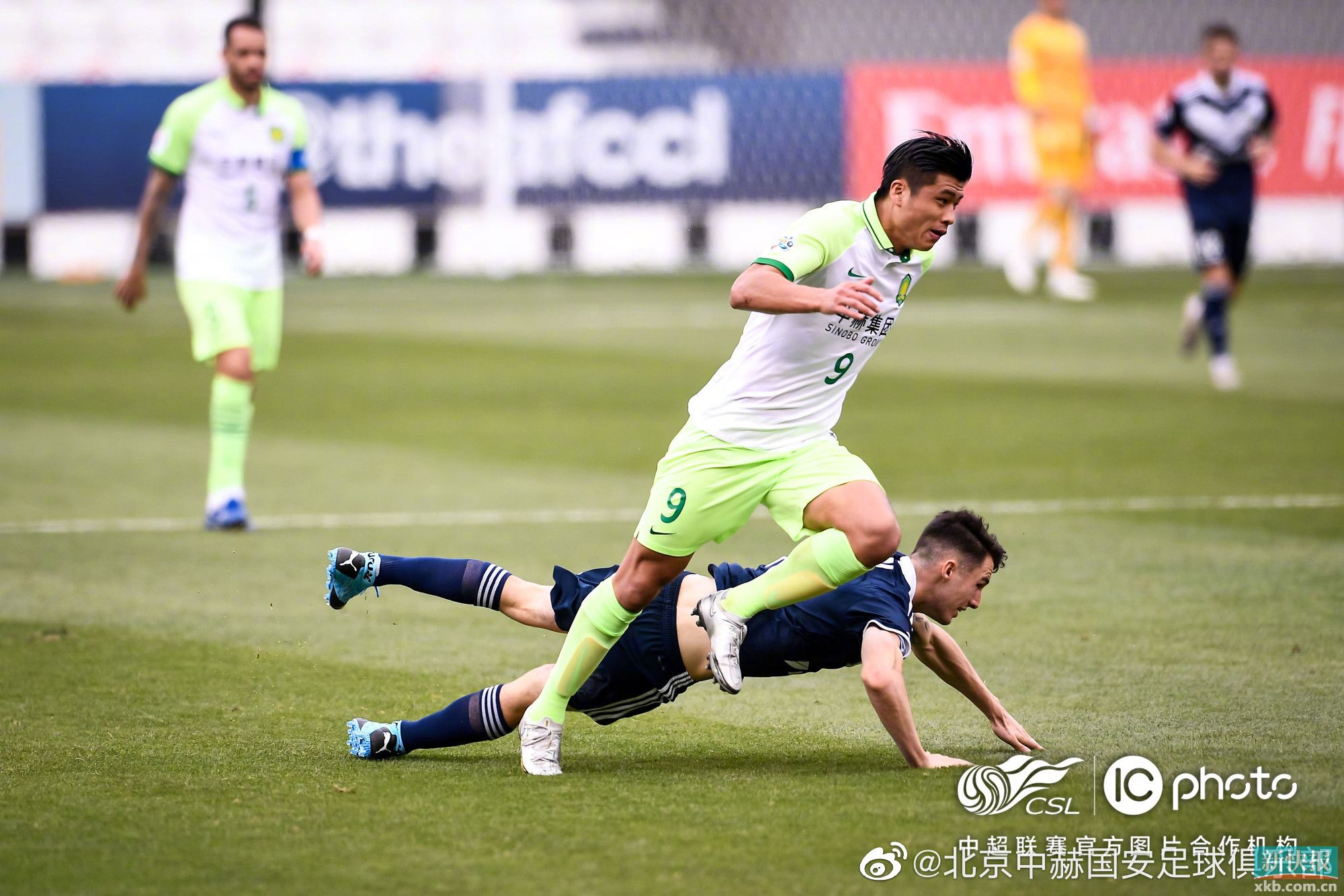 开云官网首页-关于国际米兰训练开放日，今晚豪取连胜引欢呼，亚冠在即，心理建设被强调的信息