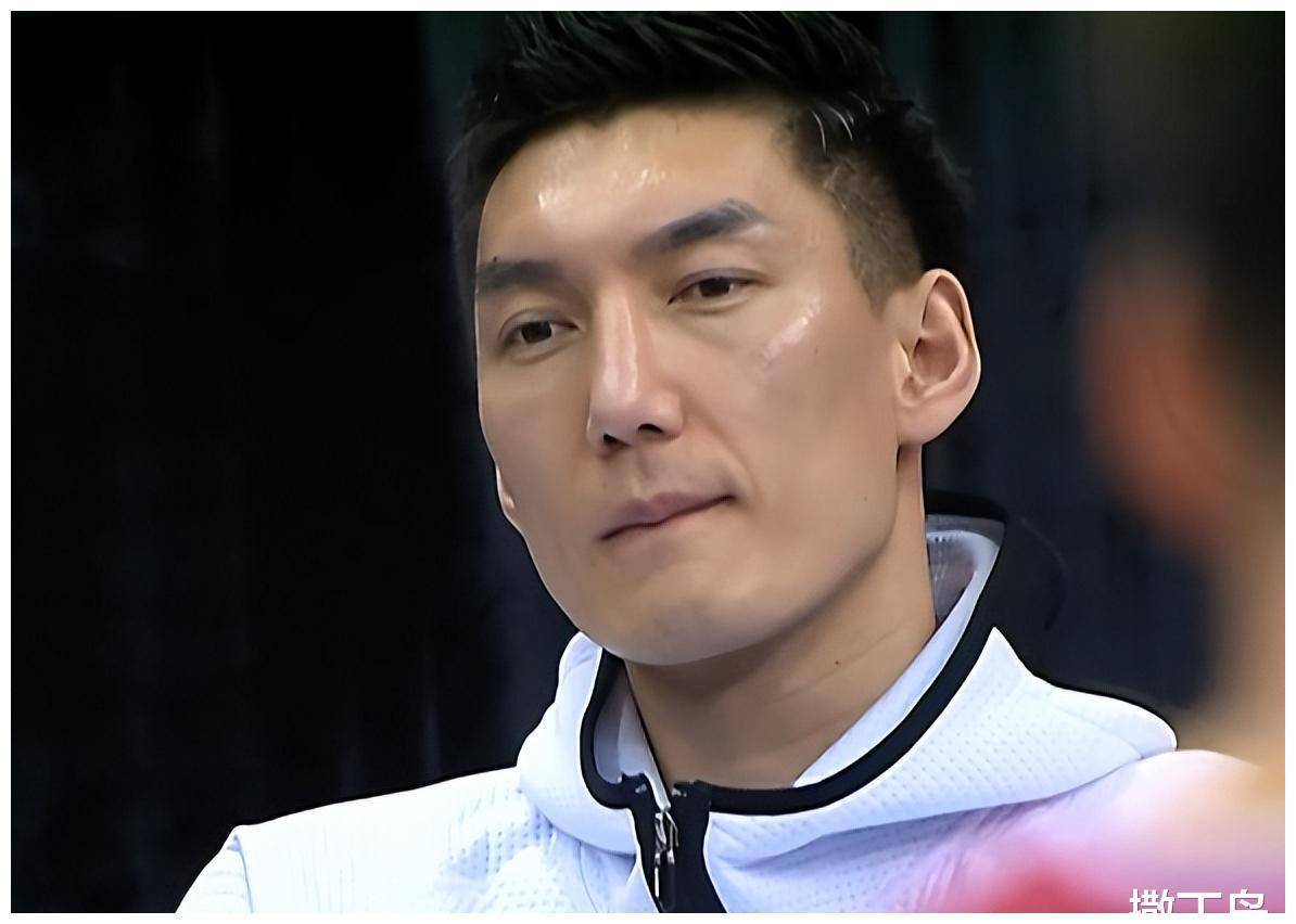 开云平台中国-关于赛前里昂内部沟通——CBA常规赛节点到来，更衣室稳定，更衣室氛围转暖的信息