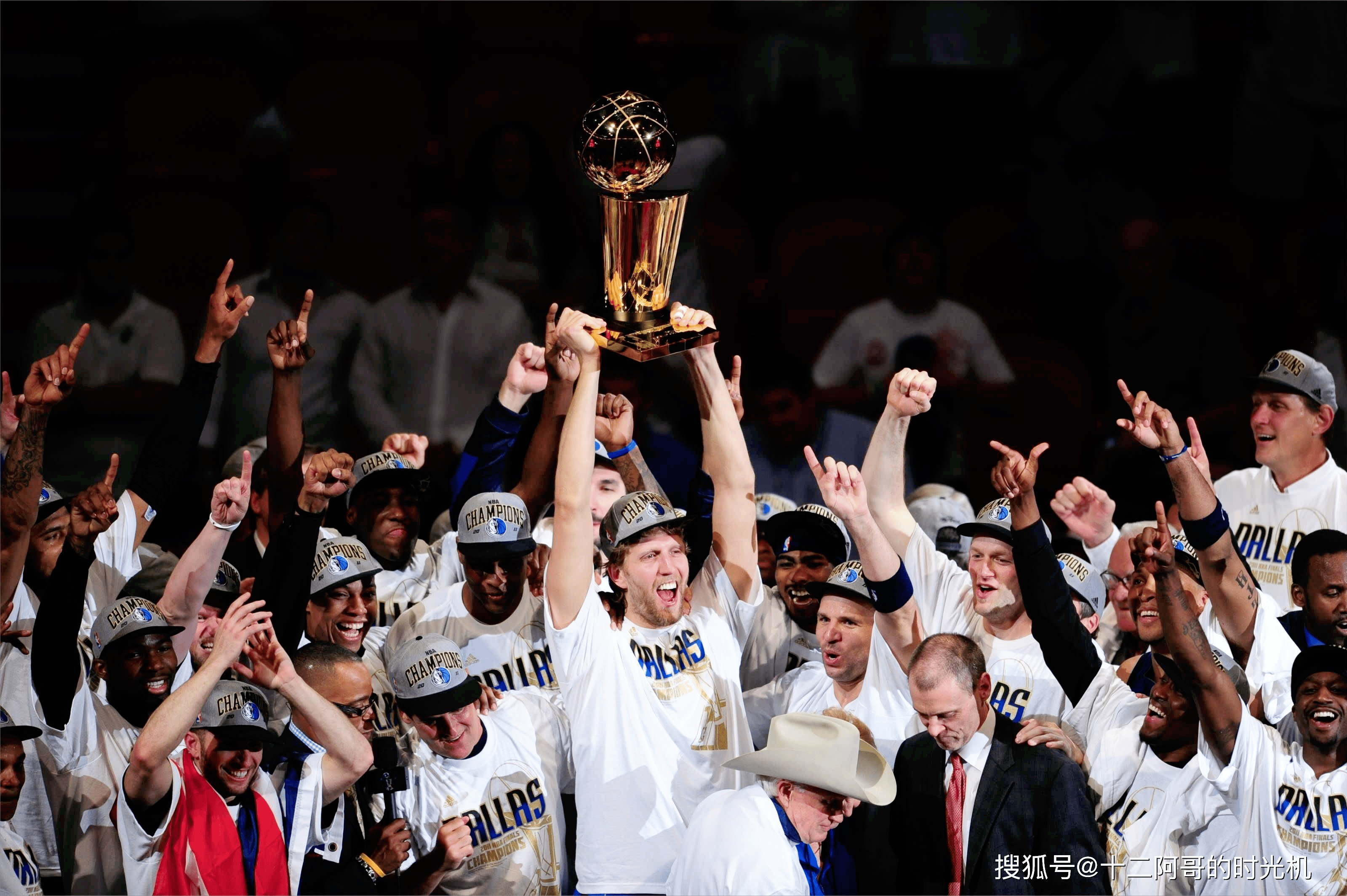 开云首页入口-加时末段达拉斯独行侠调整名单以备欧冠；手感冰凉环节打磨；媒体盛赞；球队文化再被提及的简单介绍