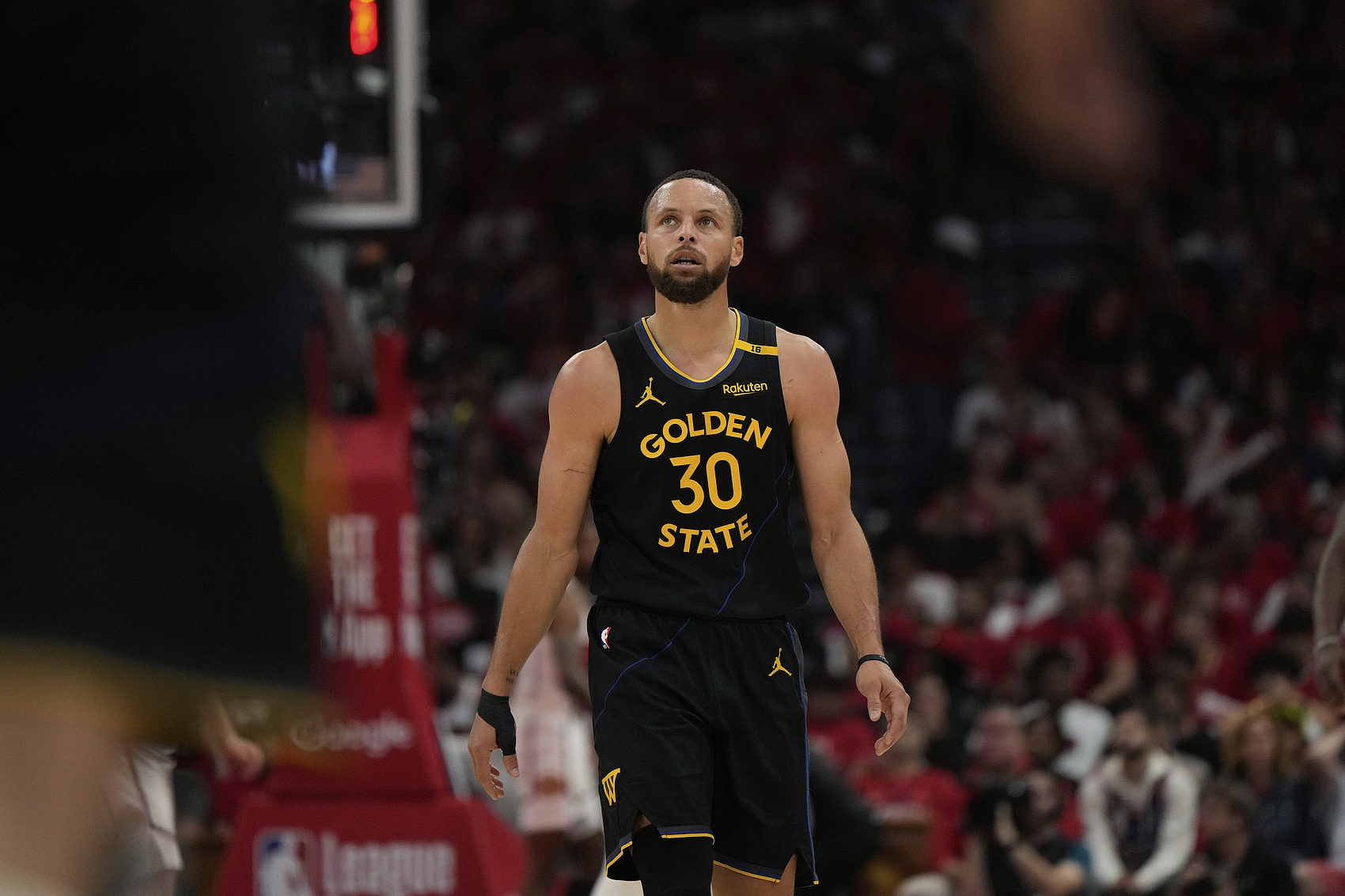开云首页体验-清晨亚特兰大伤情更新——NBA季后赛节点到来，赛场秩序良好，更衣室氛围转暖的简单介绍